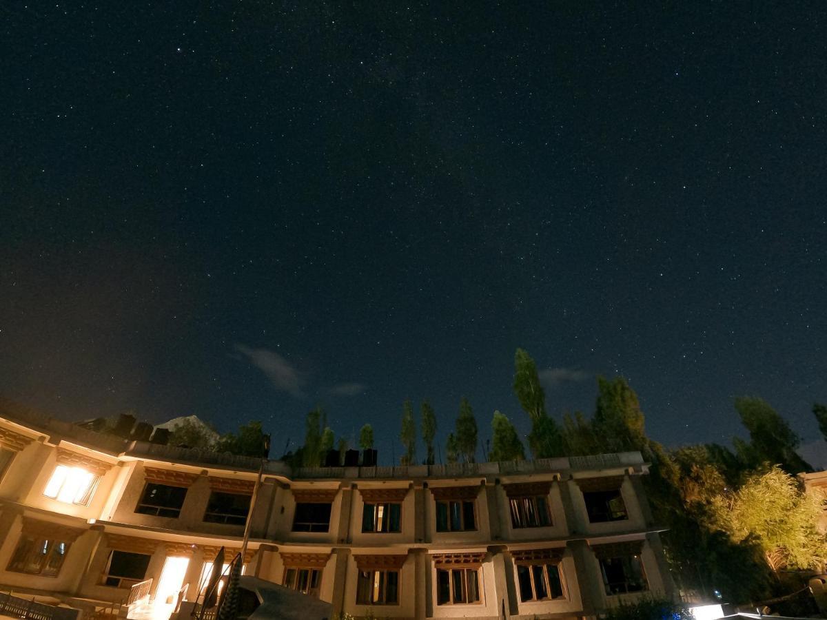 Cho Palace Leh Exterior photo
